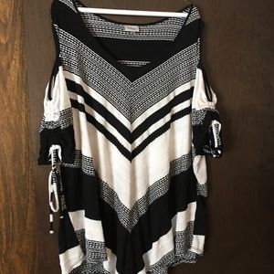 Peek-a-boo shoulder black and white top